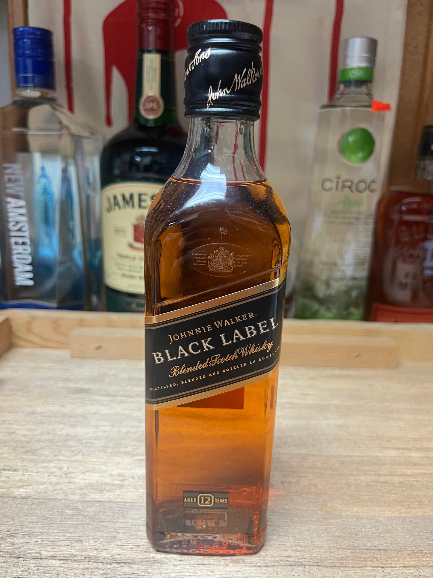 Johnny Walker Whiskey "Black" (375 mL)