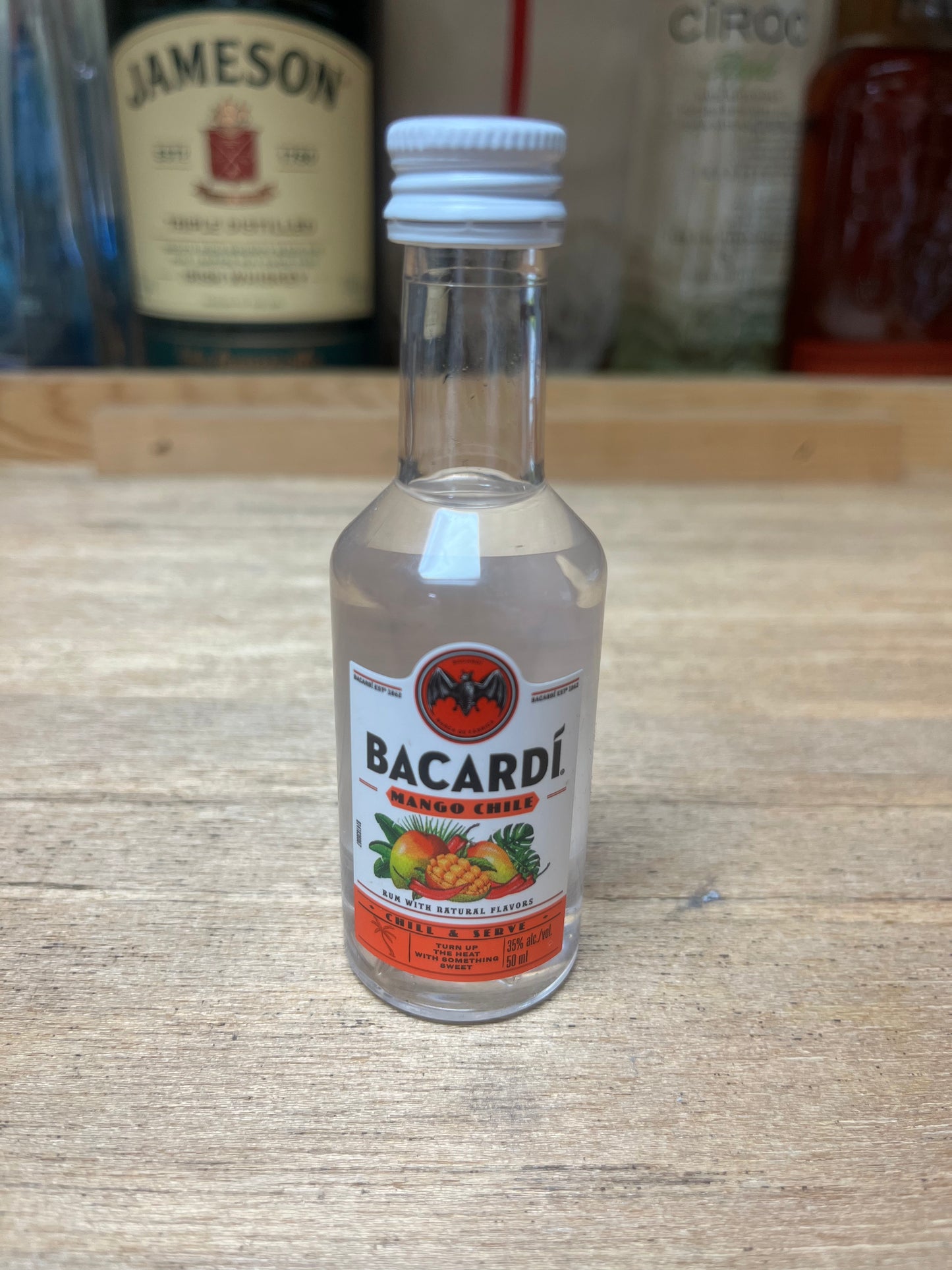 Bacardí "Mango Chili" Rum (50 mL)