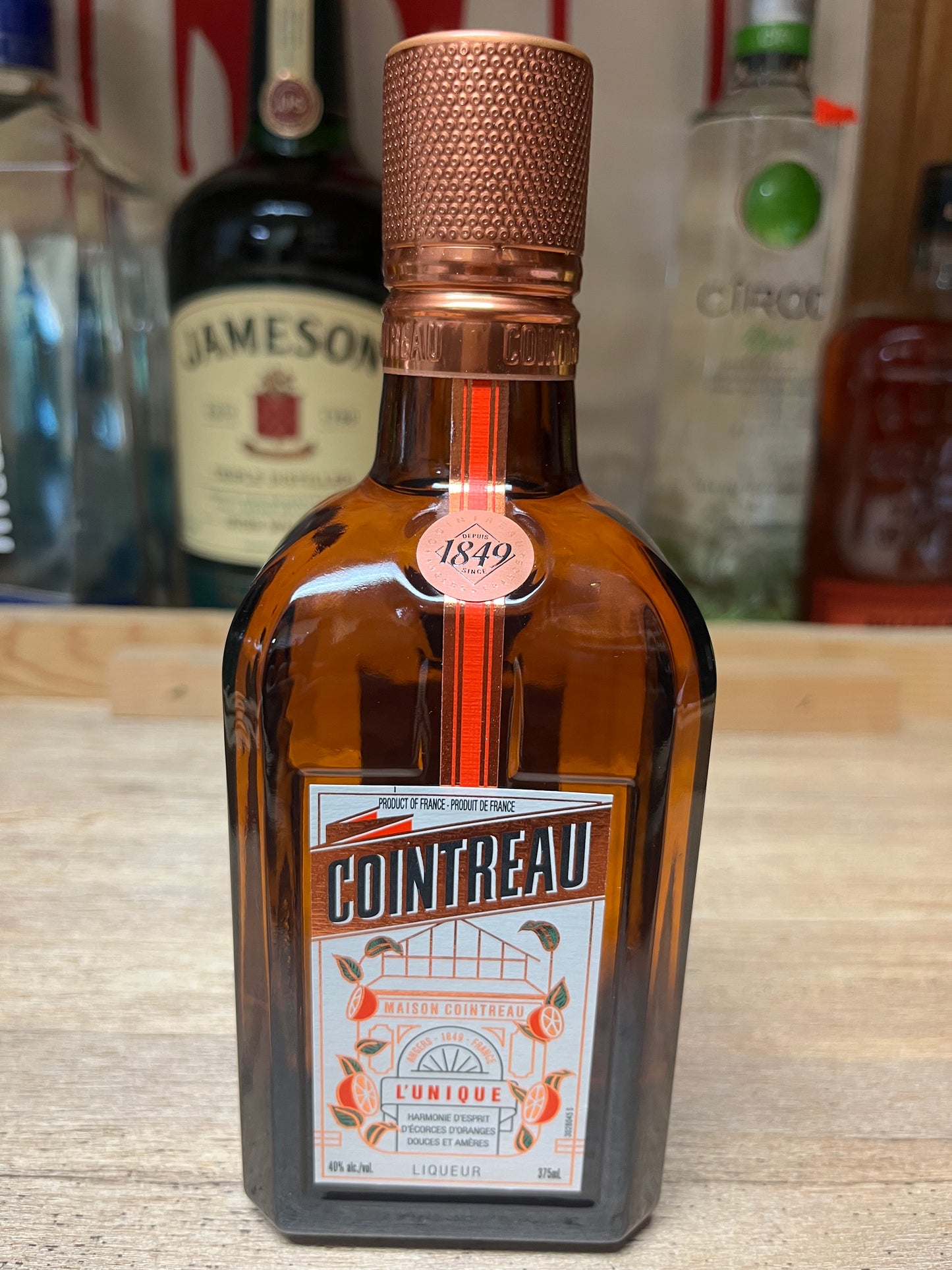 Cointreau Liqueur (375 mL)