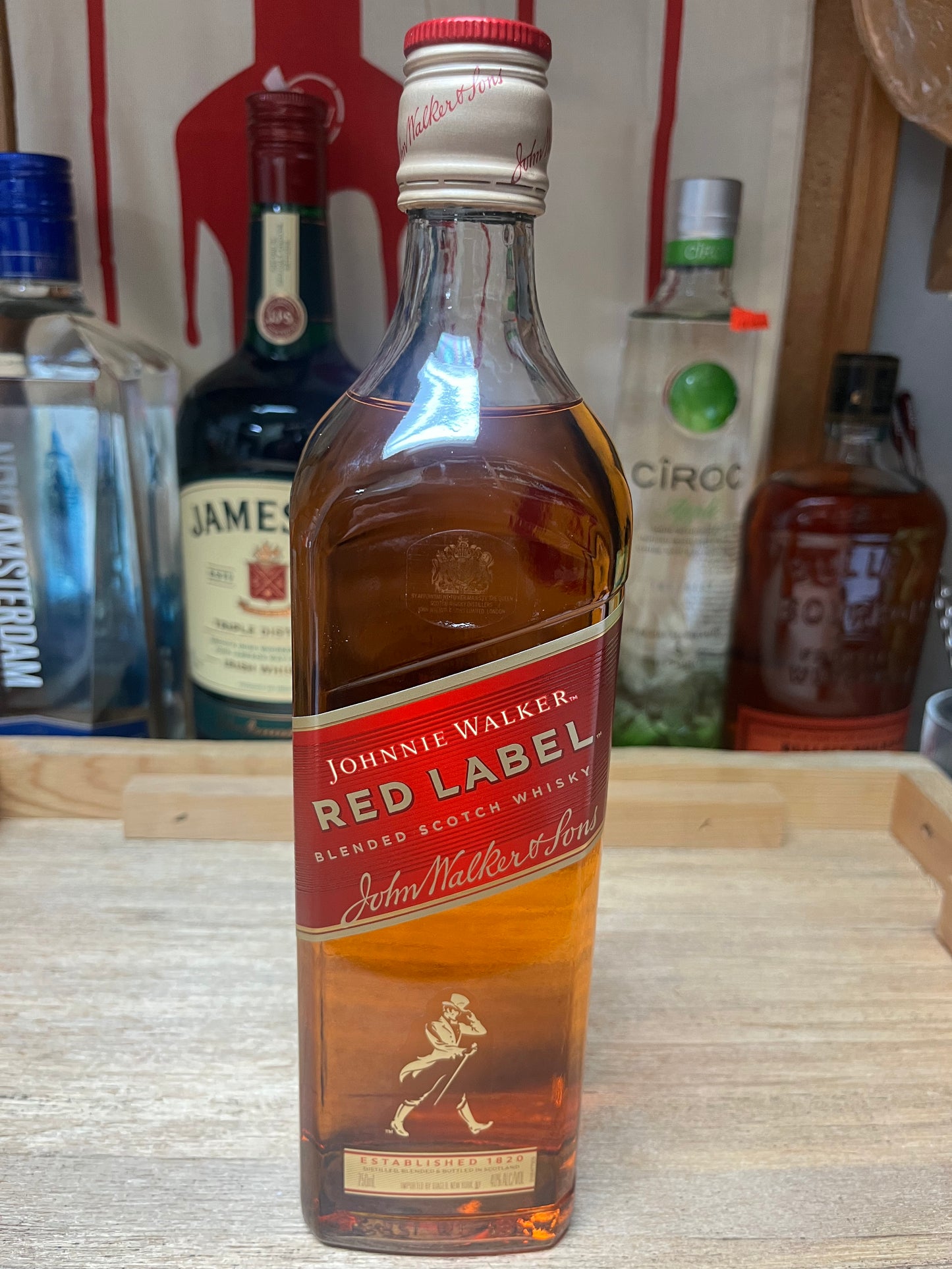Johnny Walker Whiskey "Red" (750 mL)
