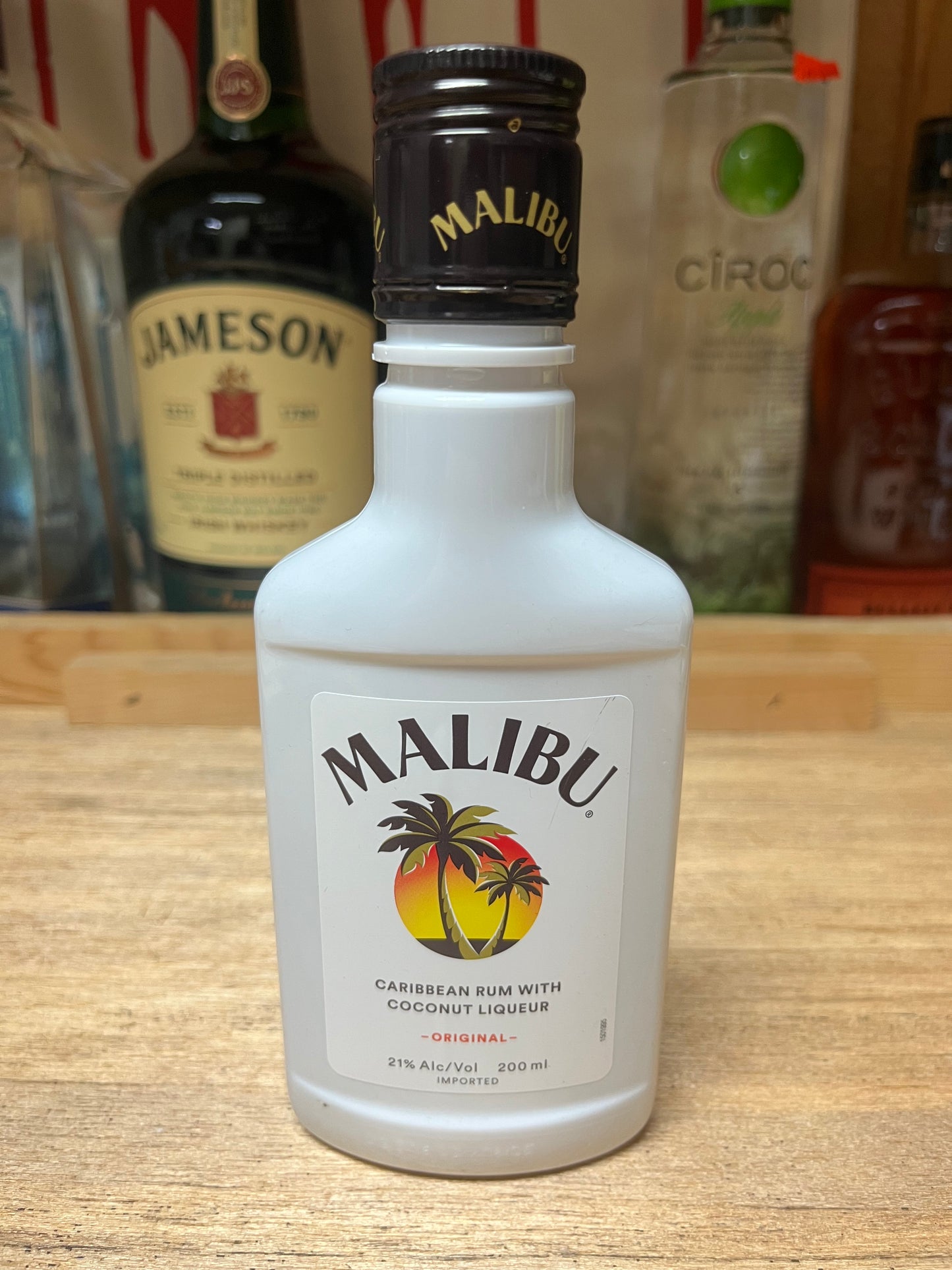 Malibu Coconut Liqueur (200 mL)