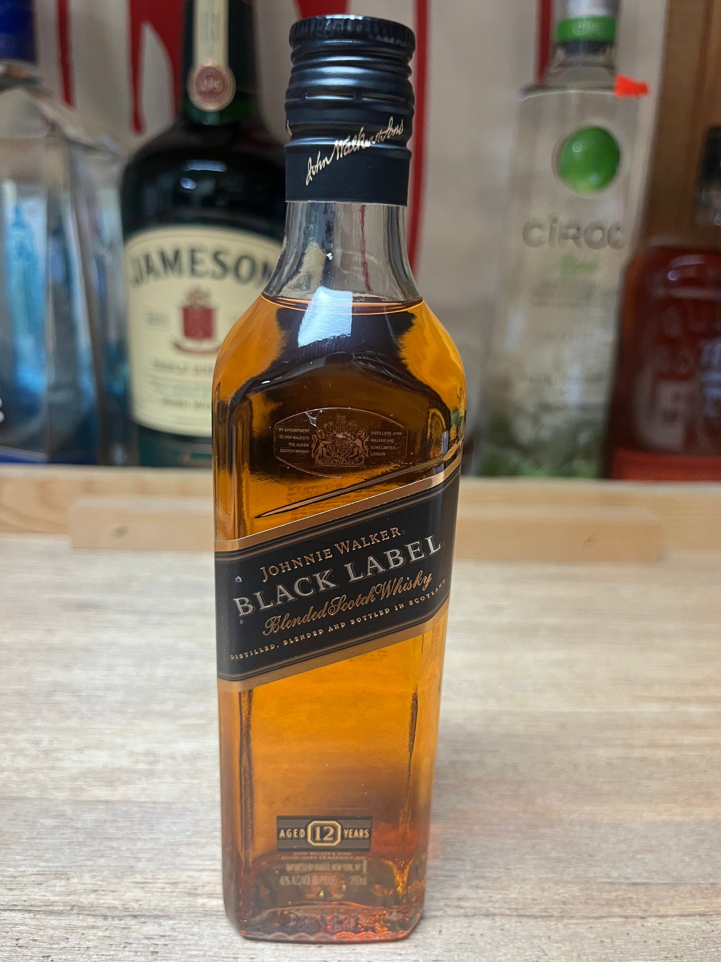 Johnny Walker Whiskey "Black" (200 mL)