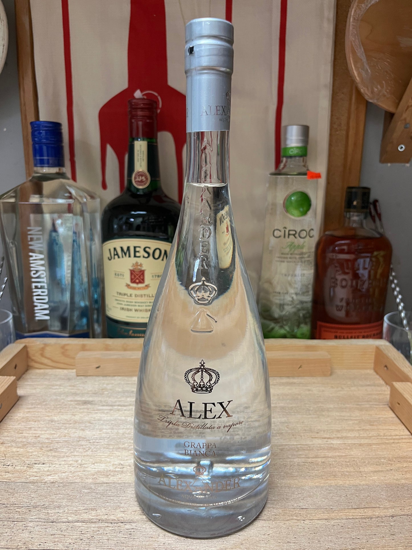 ♚Alexander Grappa Bianca♚ (750 mL)