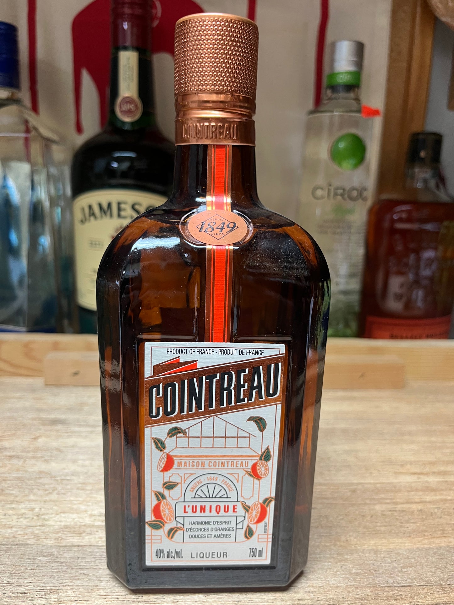 Cointreau Liqueur (750 mL)