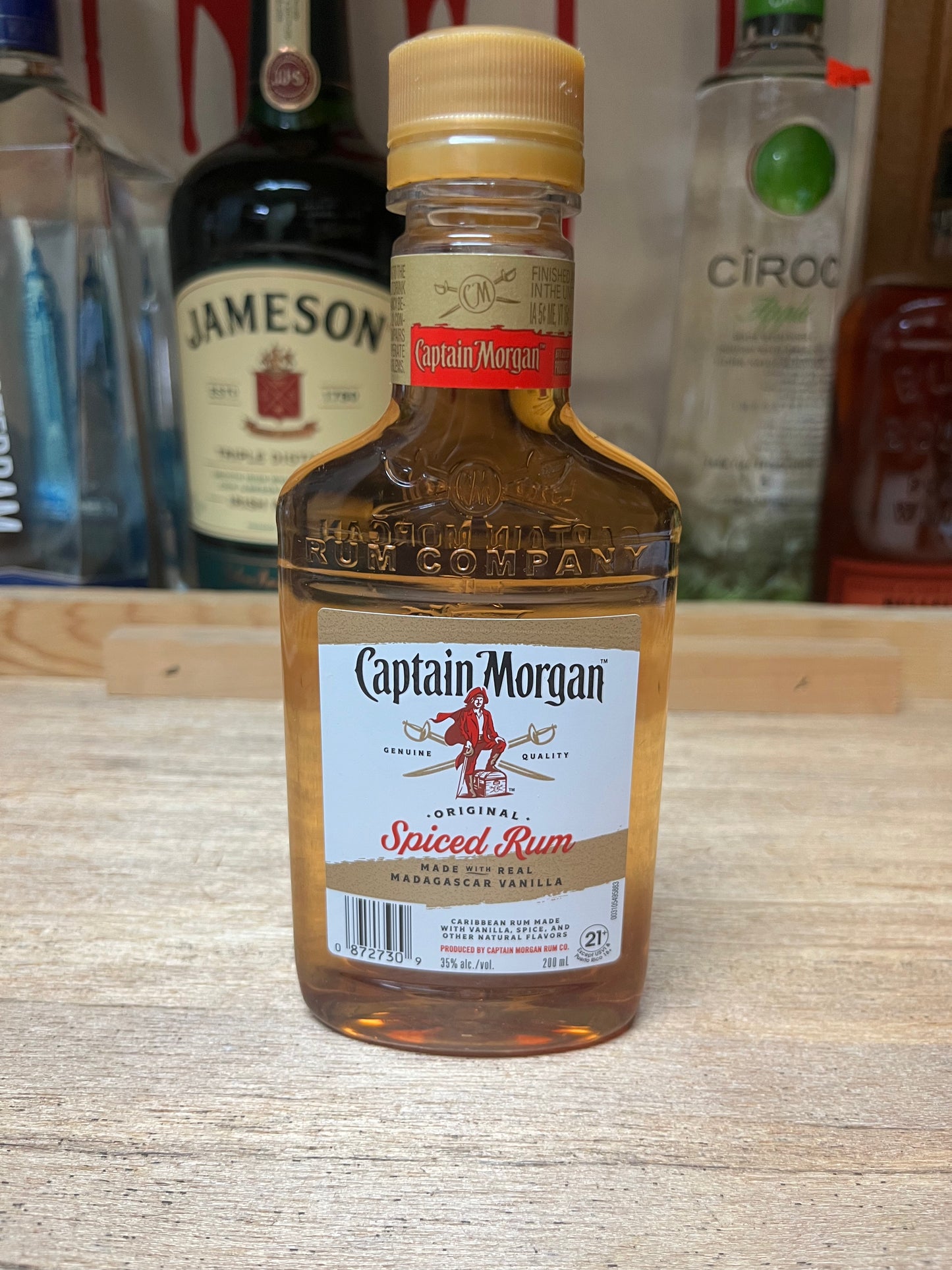 Captain Morgan Spiced Rum (200 mL)